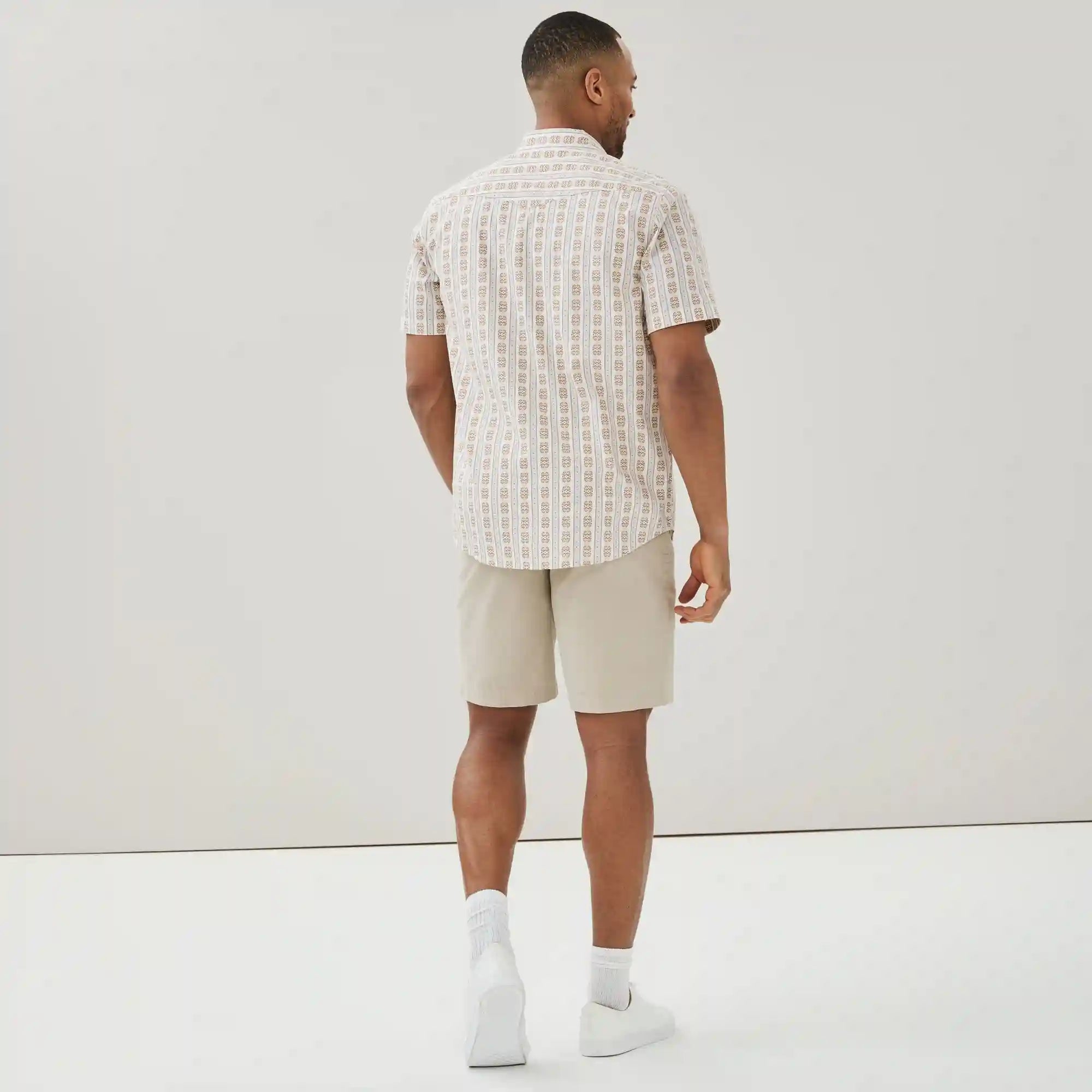 Men's Printed Button-Up Shirt