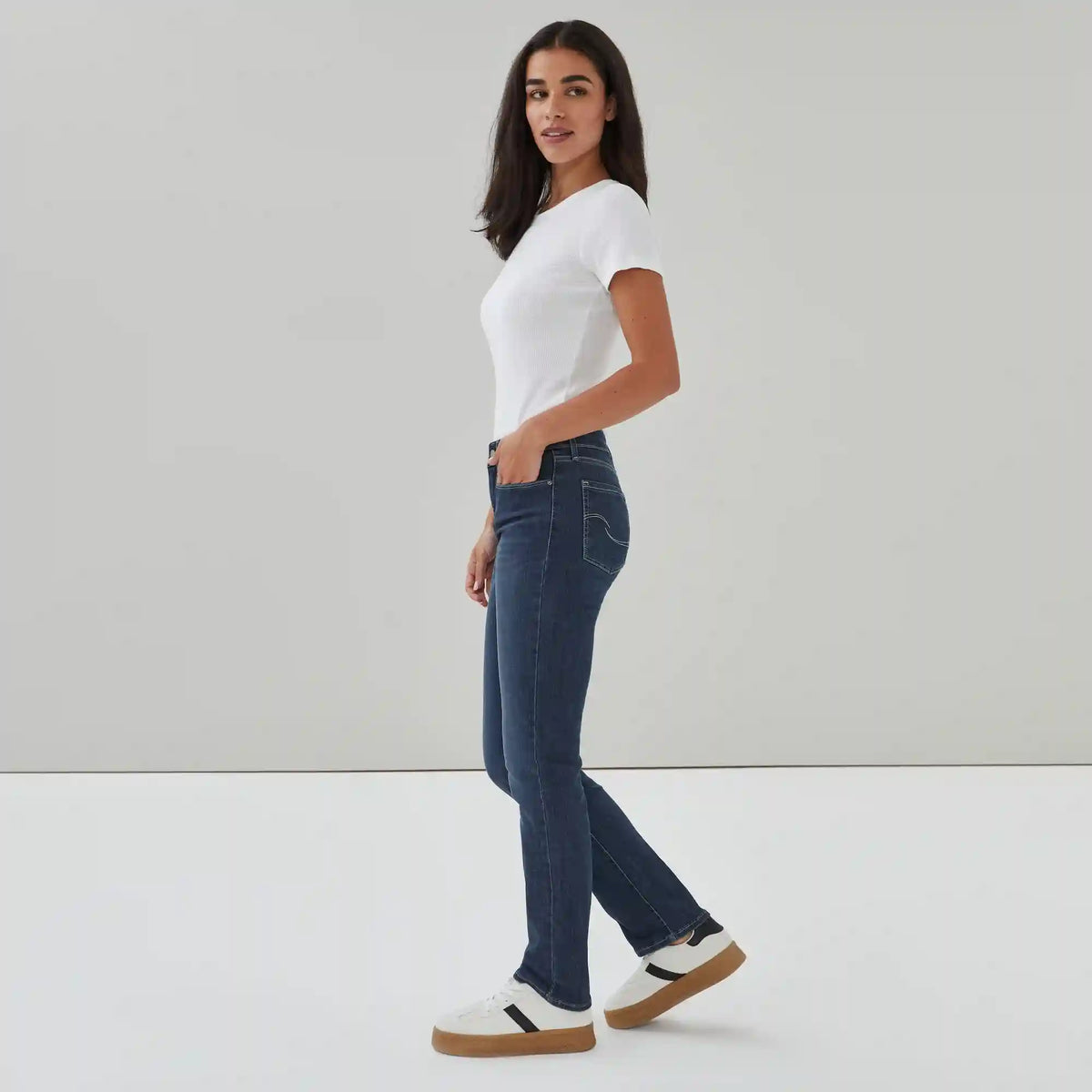 Levi Strauss Signatureâ¢ Gold Straight Jean
