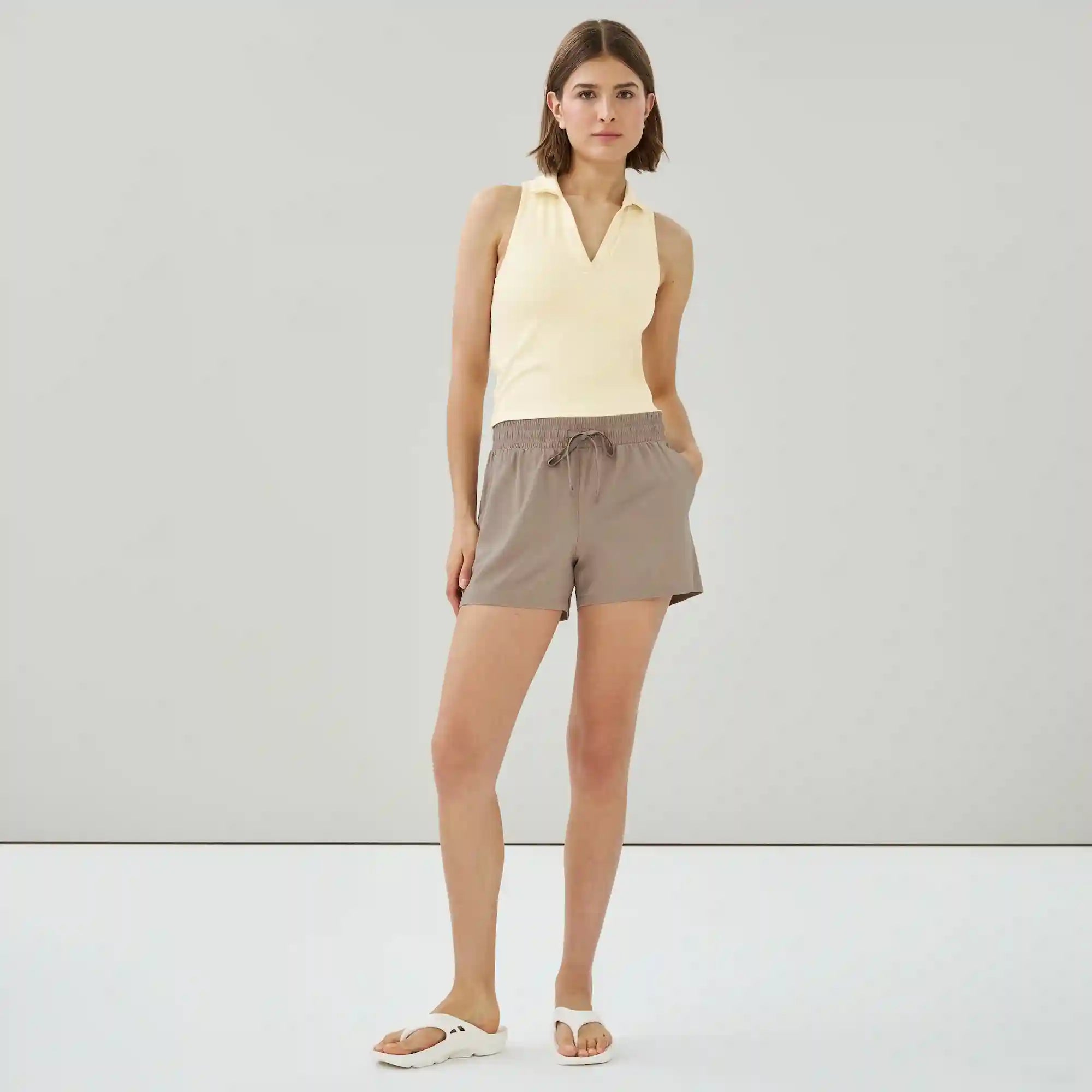 Active Stretch Short