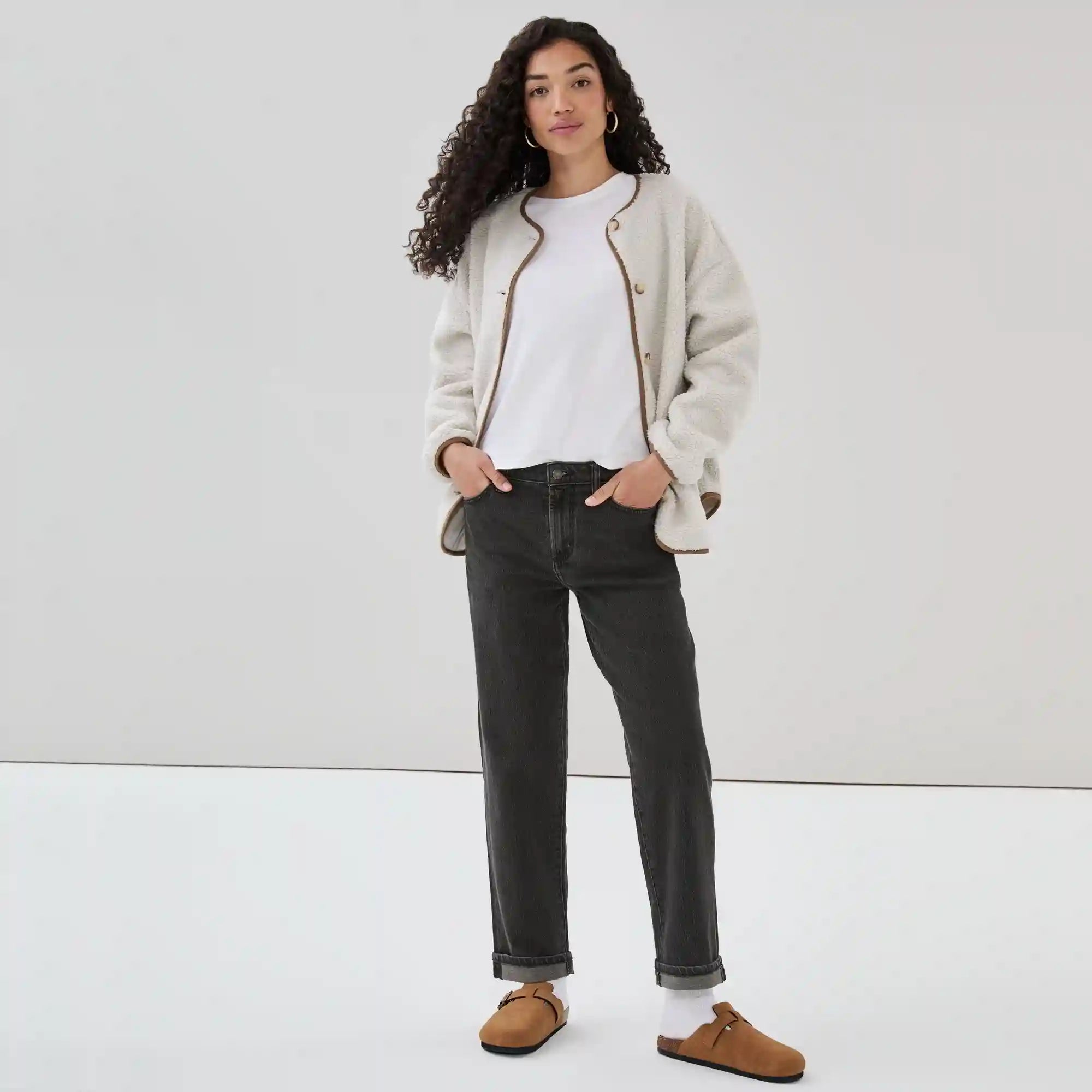 Black Wash Relaxed Fit Jean
