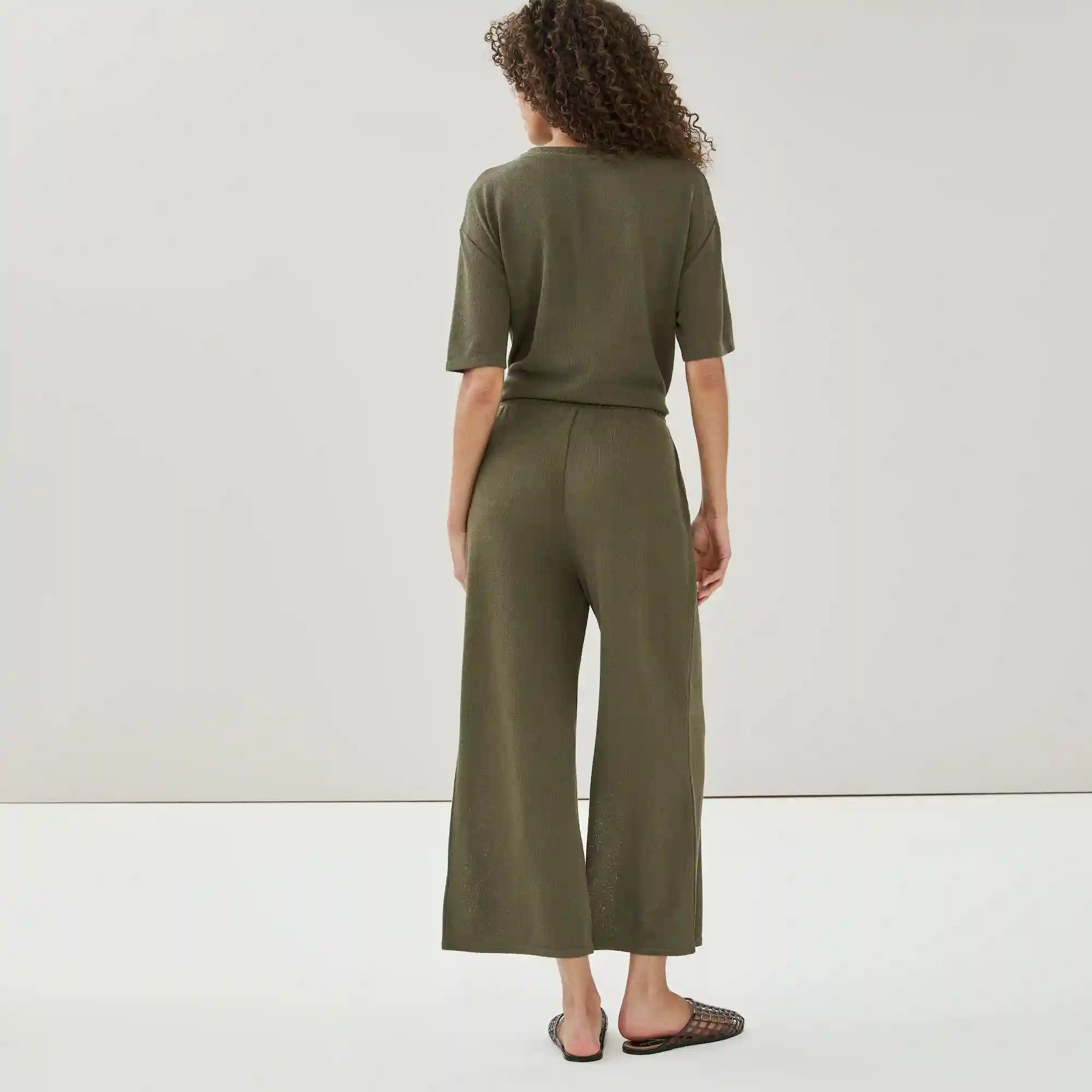 Cropped Pull-On Pant