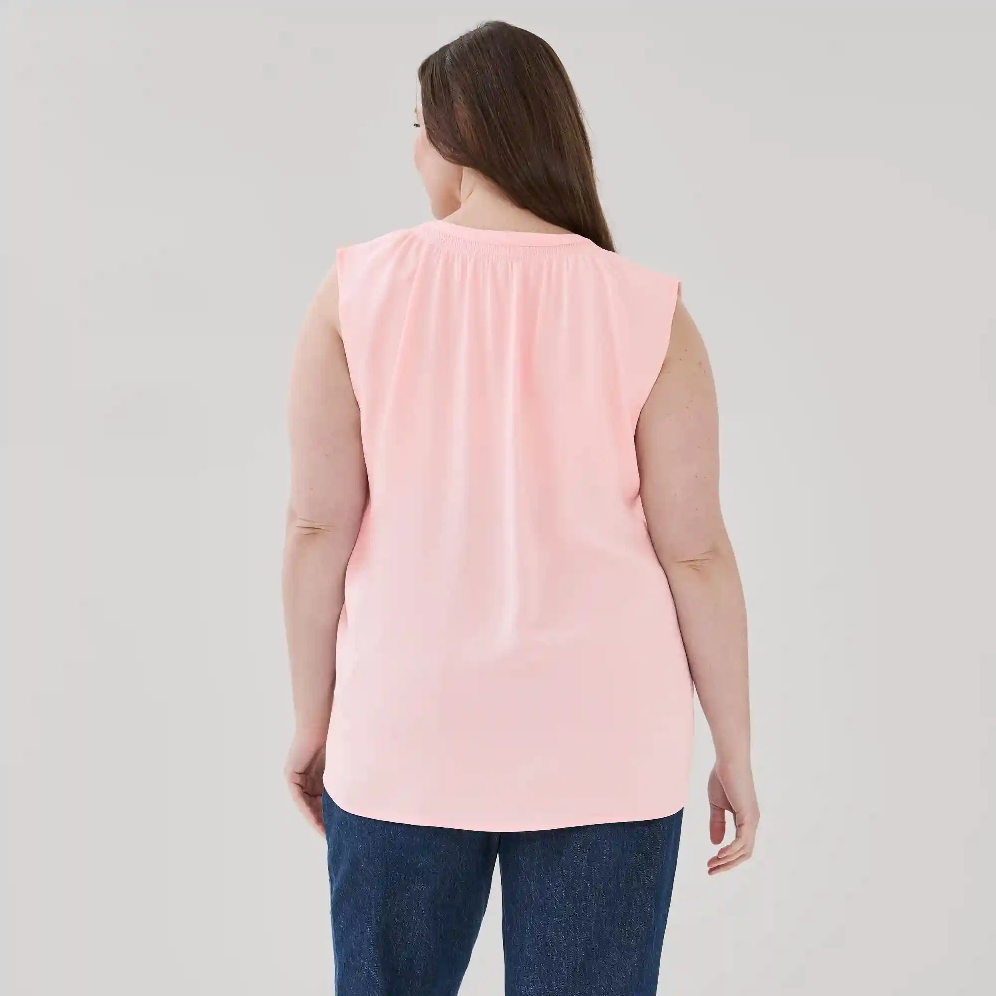 Women+ Crepe Sleeveless Top