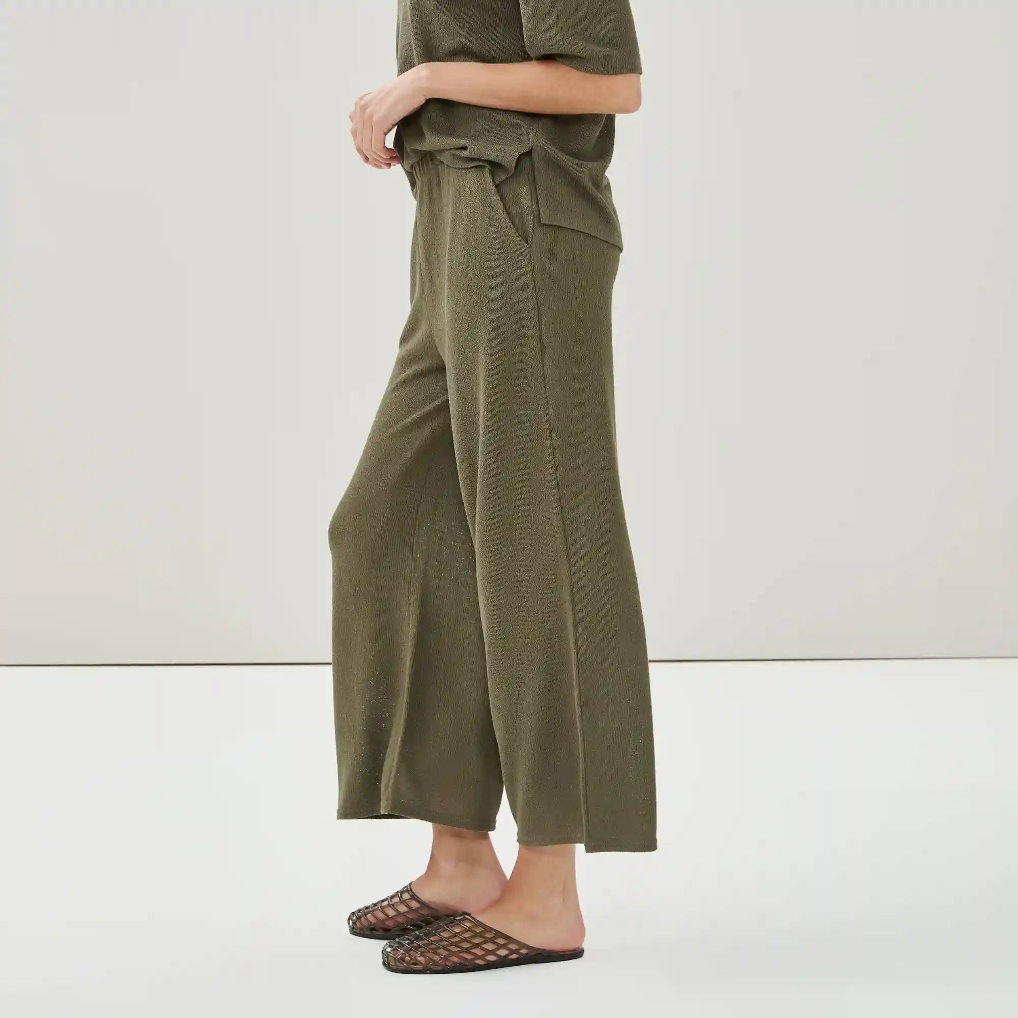 Cropped Pull-On Pant