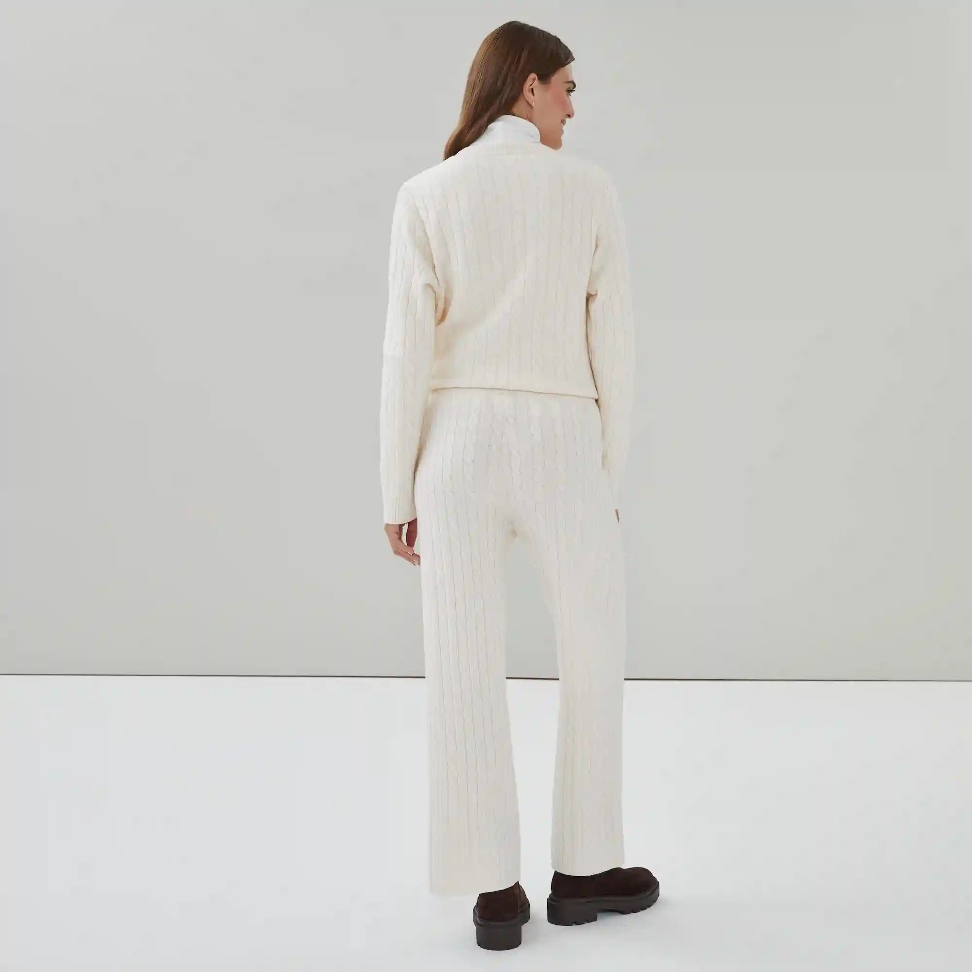 Wide Leg Sweater Pant