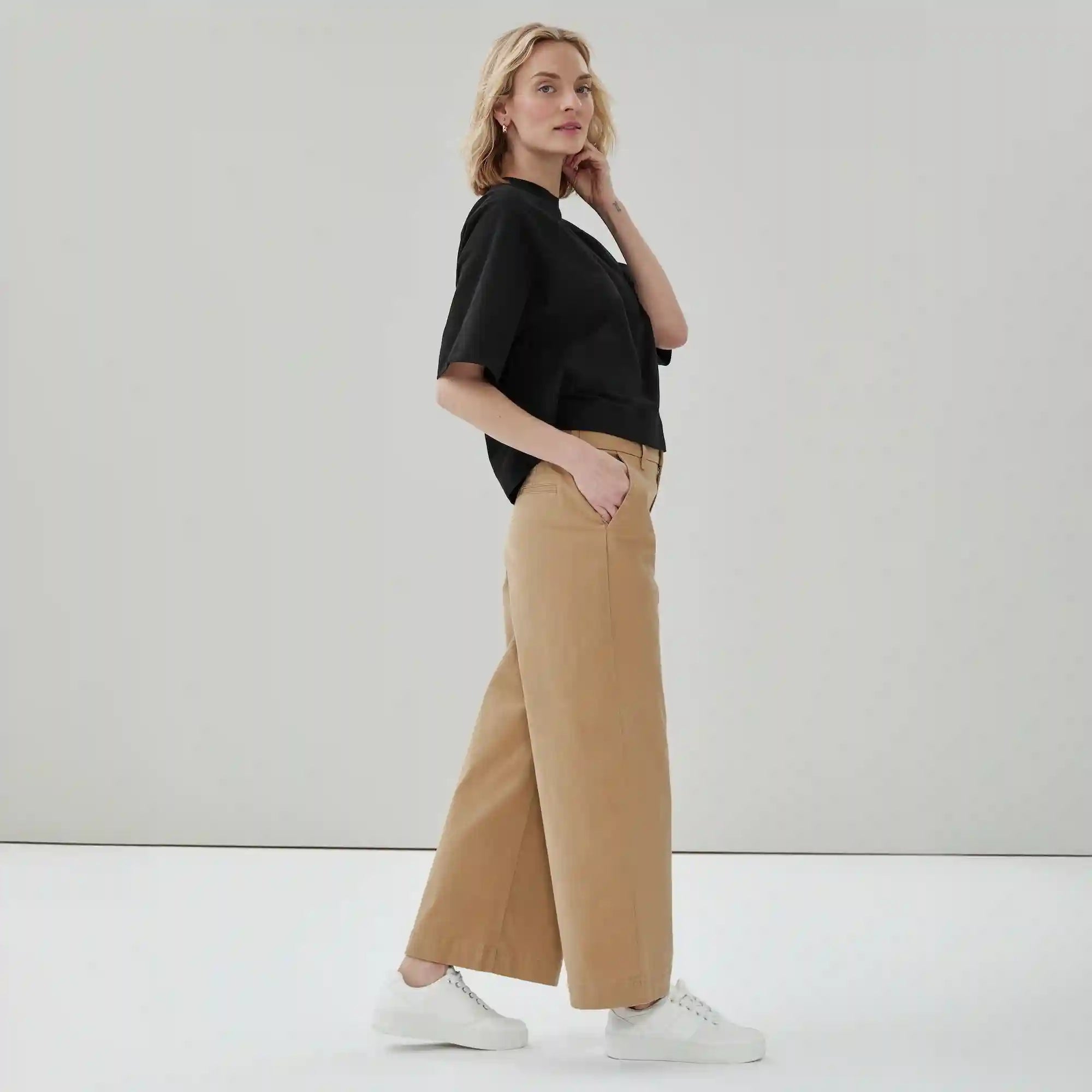 Wide Leg Chino Pant