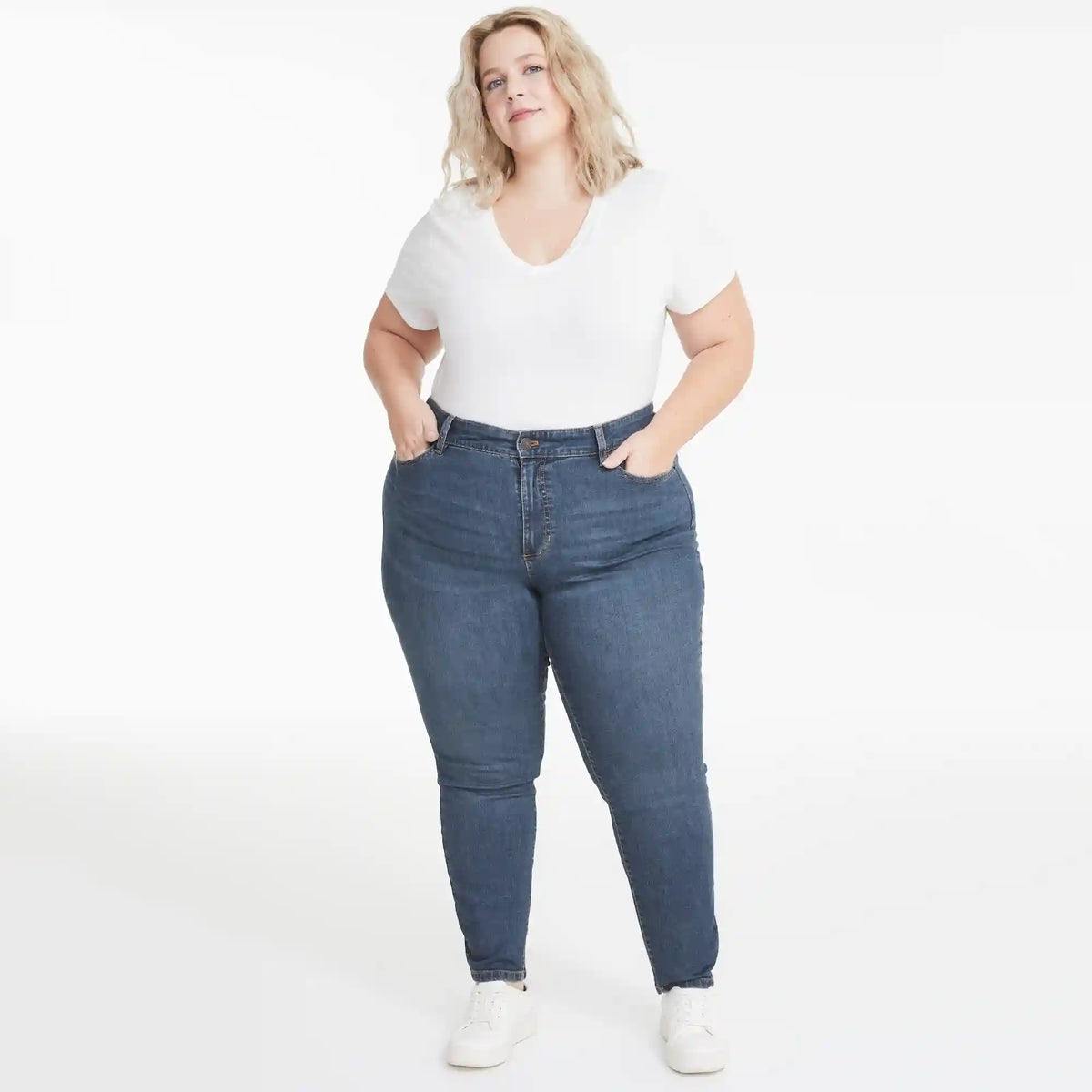 Women+ Mid Rise Skinny Jean
