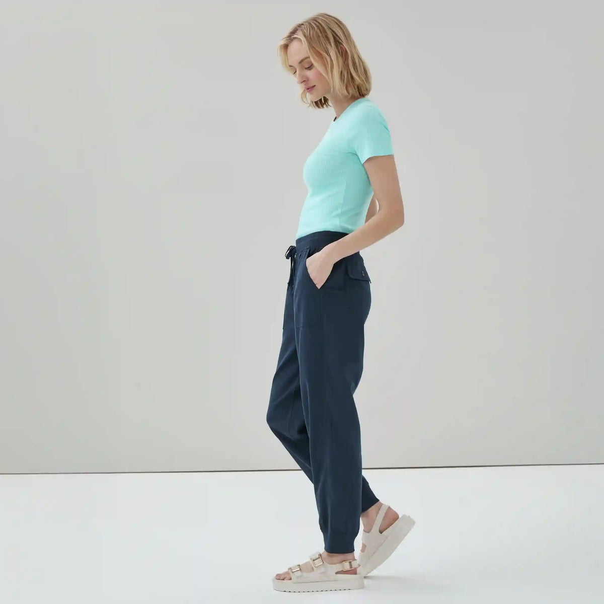 Mid Rise Jogger