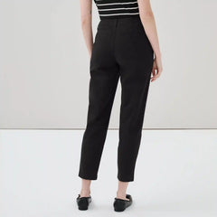 Slim Chino Pant
