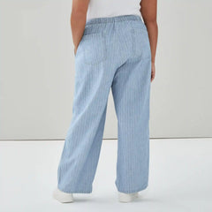 Women+ Light Wash Pull-On Utility Pant