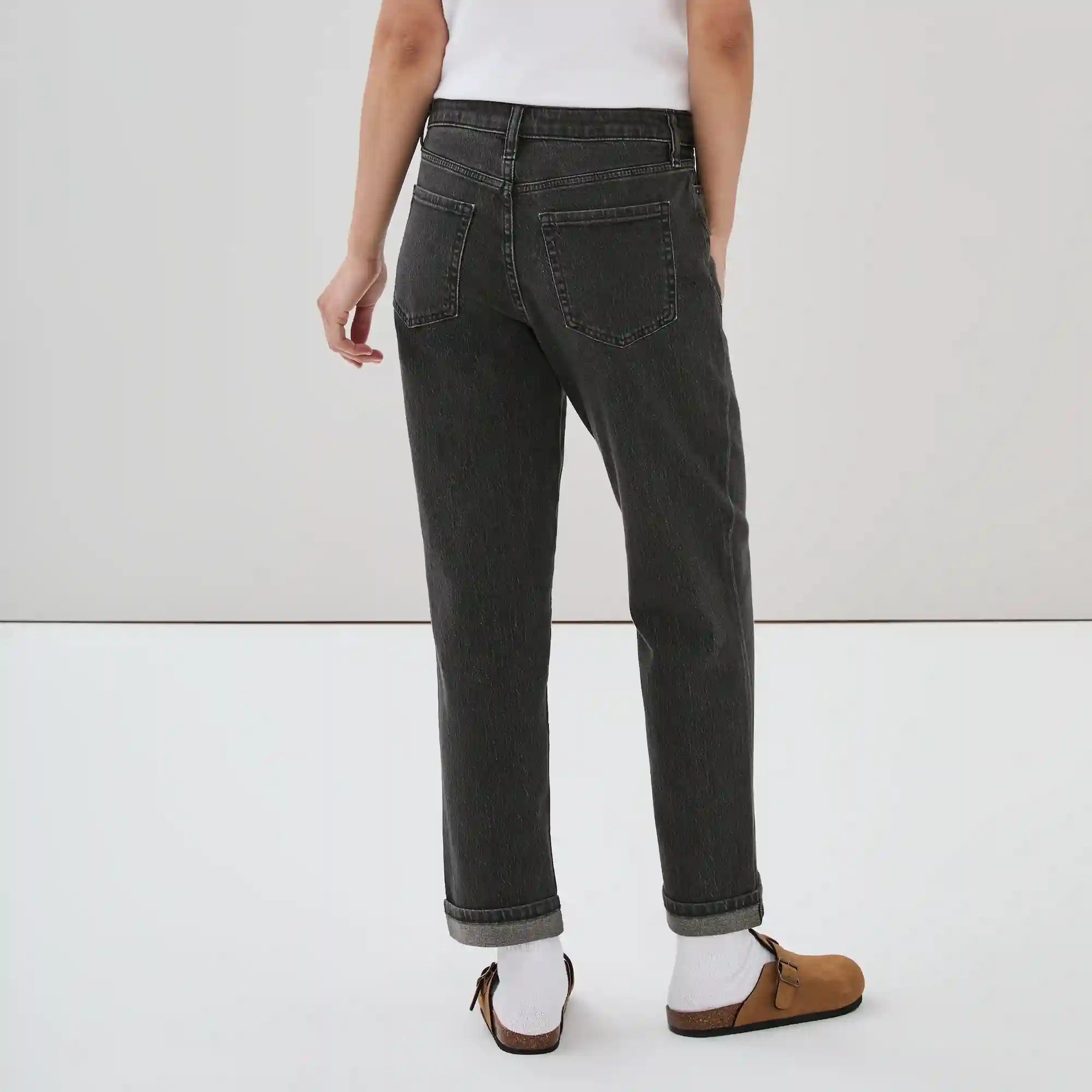Black Wash Relaxed Fit Jean