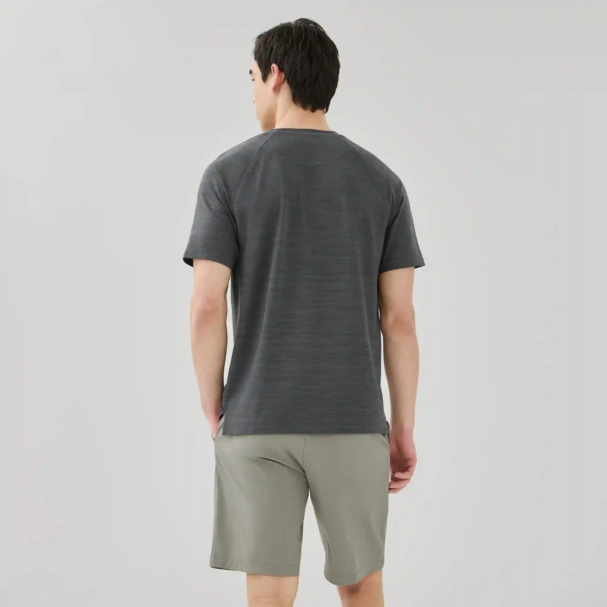 Men's Active Perforated Raglan T-Shirt