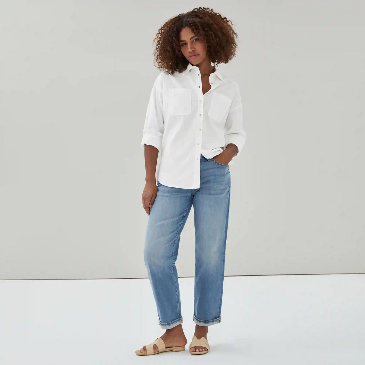 Relaxed Medium Wash Jean
