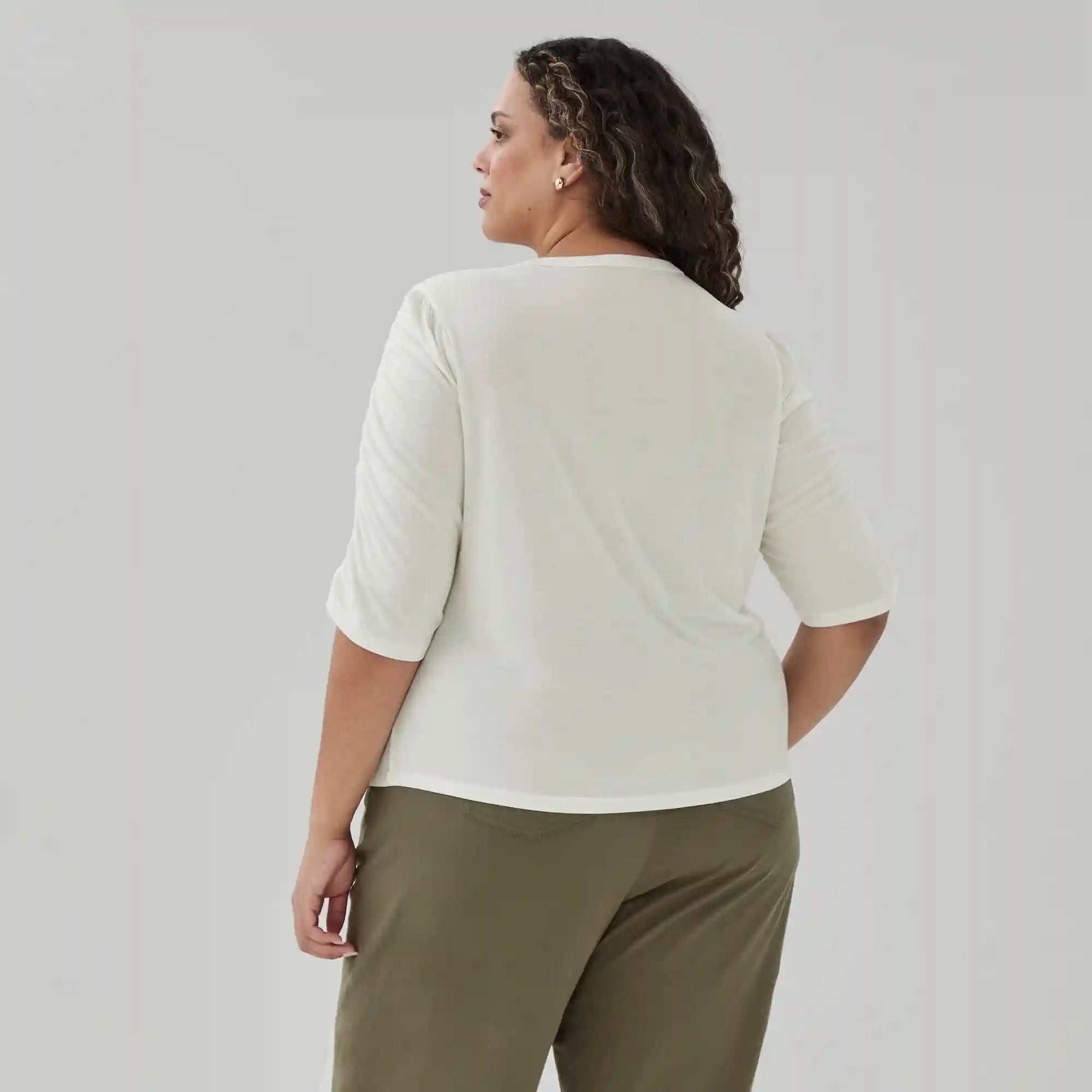 Women+ Ruched Sleeve Top